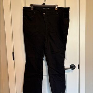 Arula Crossover Black Denim Jeans